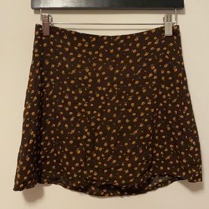 Brown floral mini skirt